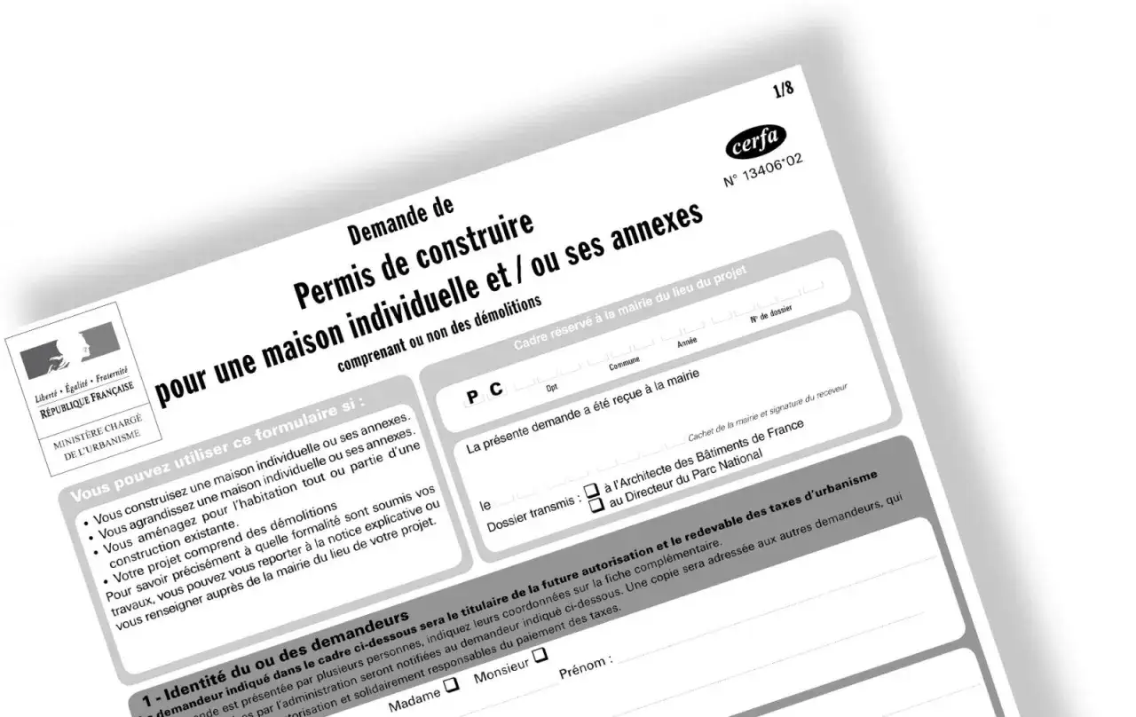 Formulaire Cerfa pour une demande travaux mairie de permis de construire une maison individuelle.